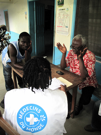 エボラ出血熱から生還した医療者の証言と活動