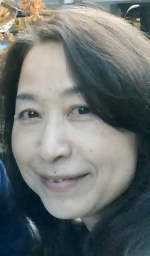 荒井康子氏